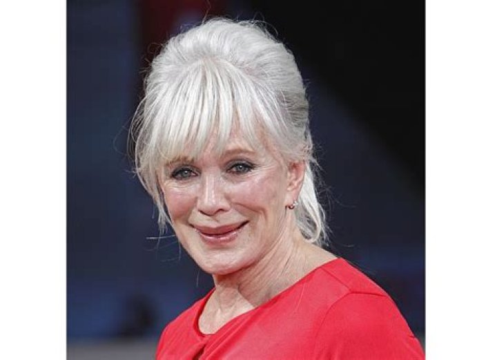 How Many Husbands Did Linda Evans Have? Unraveling the Personal Life of a TV Icon